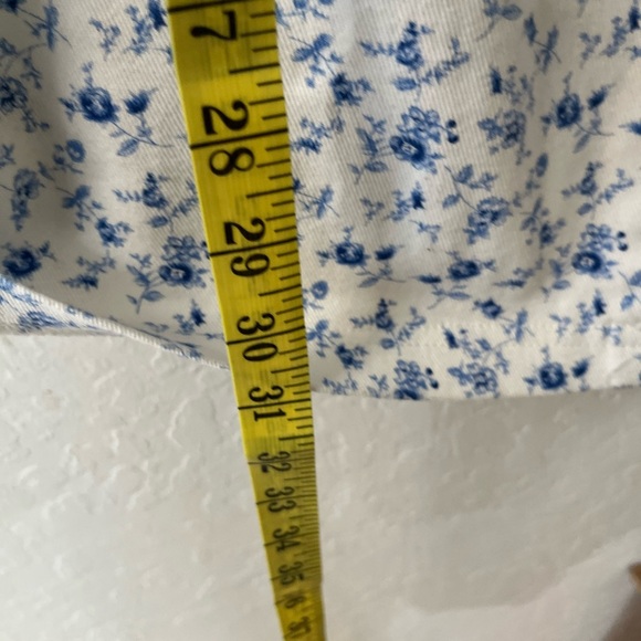 Forever 21 White and Blue Floral Cotton Puff Sleeve Dress - Picture 5 of 13